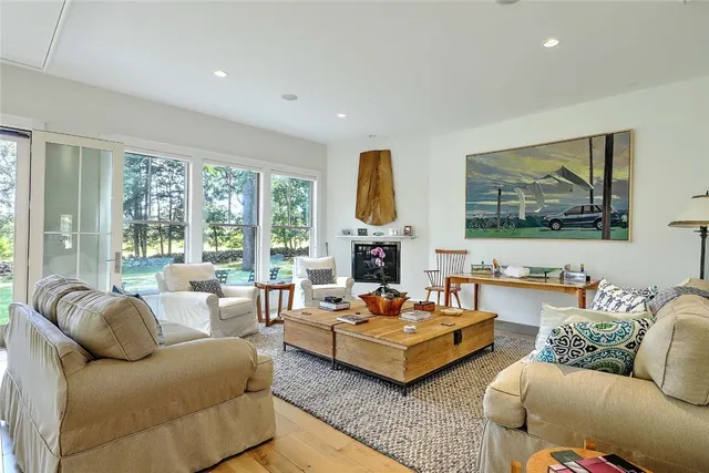 $2,475,000 | 1702 Drift Road, Westport, MA 02790