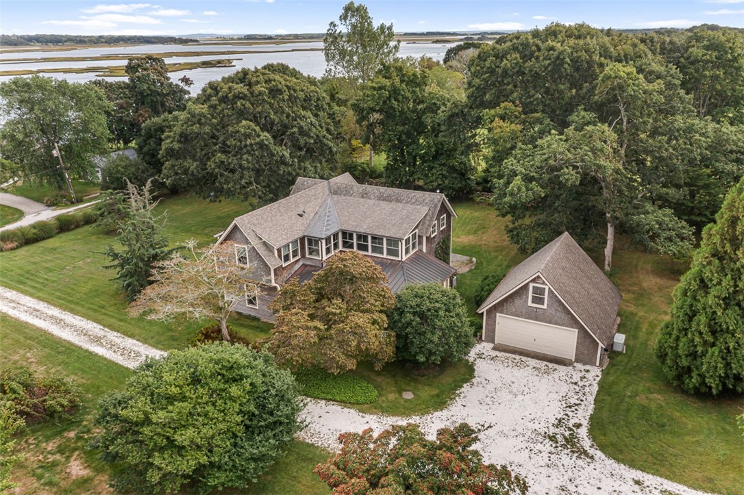 1702 Drift Road Westport, MA 02790 - Photo 3 of 36 Gallery Image 3