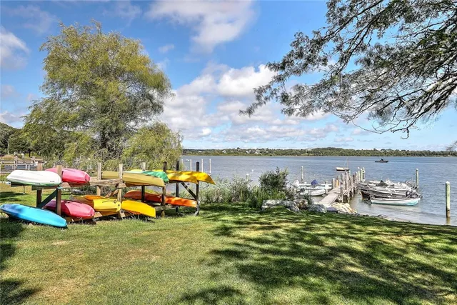 $2,475,000 | 1702 Drift Road, Westport, MA 02790