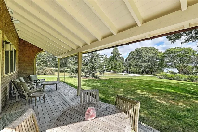 $2,475,000 | 1702 Drift Road, Westport, MA 02790