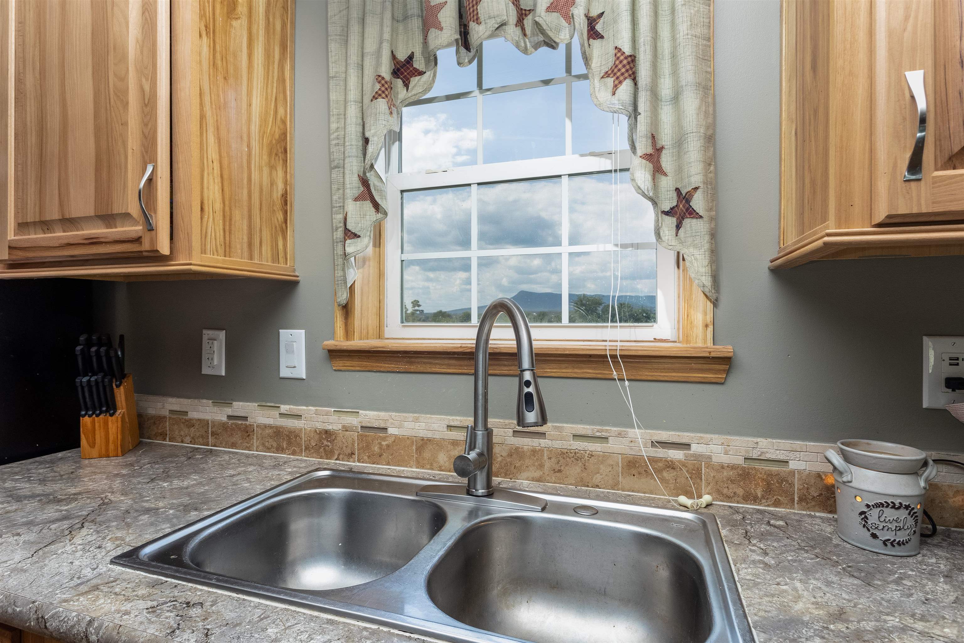 3822 Berrytown Road Elkton, VA 22827 - Photo 9 of 41 Gallery Image 9