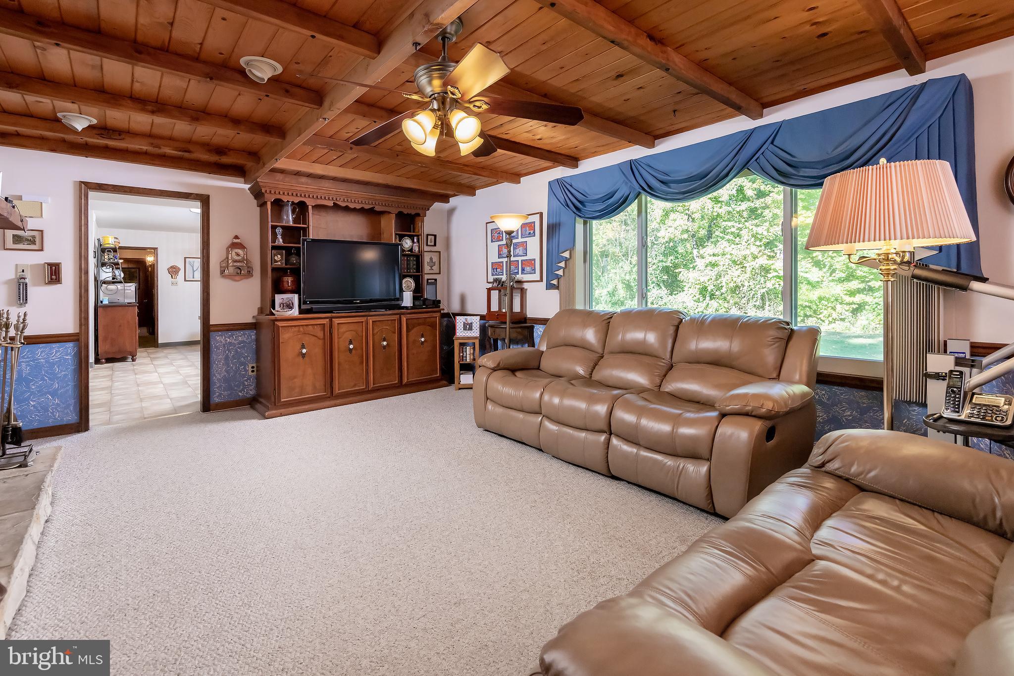 347 Fox Chase Road Clarksboro, NJ 08020 - Photo 13 of 31 Family room