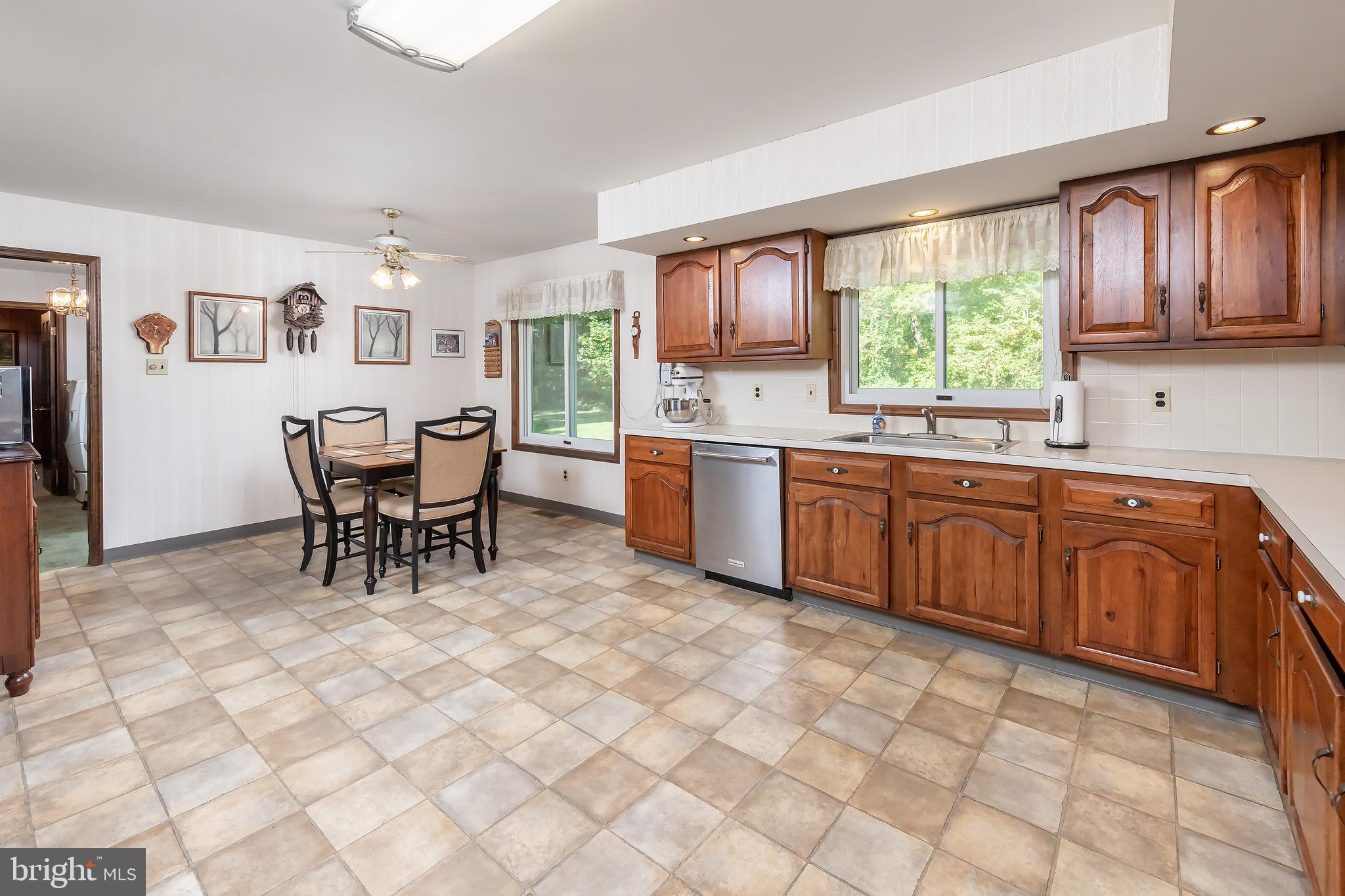 347 Fox Chase Road Clarksboro, NJ 08020 - Photo 16 of 31 Kitchen