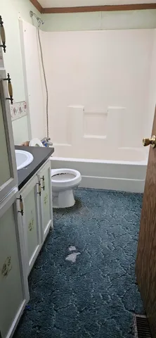 $204,900 | 2621 Highway 421, Medaryville, IN 47957