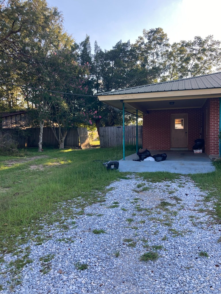 1626 National Road Dothan, AL 36301 - Photo 4 of 47
