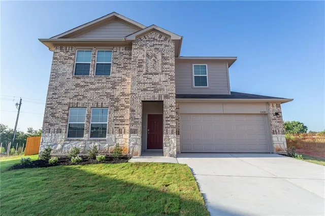 $2,425 | 13525 Brahmin Drive, Austin, TX 78724
