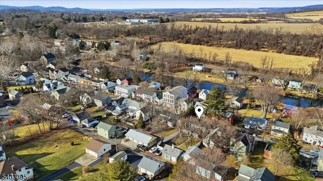 $400,000 | 53 Brunswick Avenue, Bloomsbury, NJ 08804