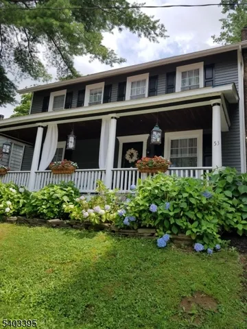 $400,000 | 53 Brunswick Avenue, Bloomsbury, NJ 08804
