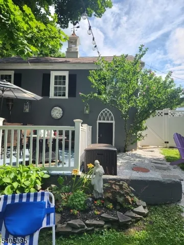 $400,000 | 53 Brunswick Avenue, Bloomsbury, NJ 08804