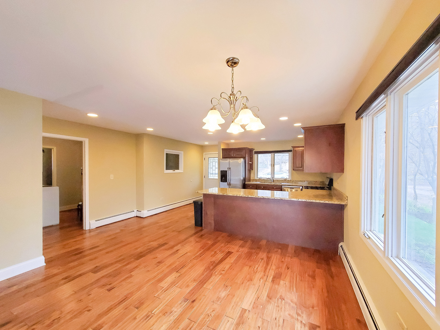 1414 River Road South Elgin, IL 60177 - Photo 6 of 18