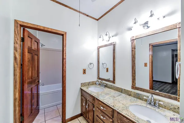 $375,000 | 425 Hale Drive, Thibodaux, LA 70301