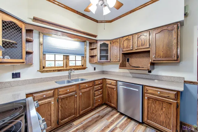 $385,000 | 425 Hale Drive, Thibodaux, LA 70301