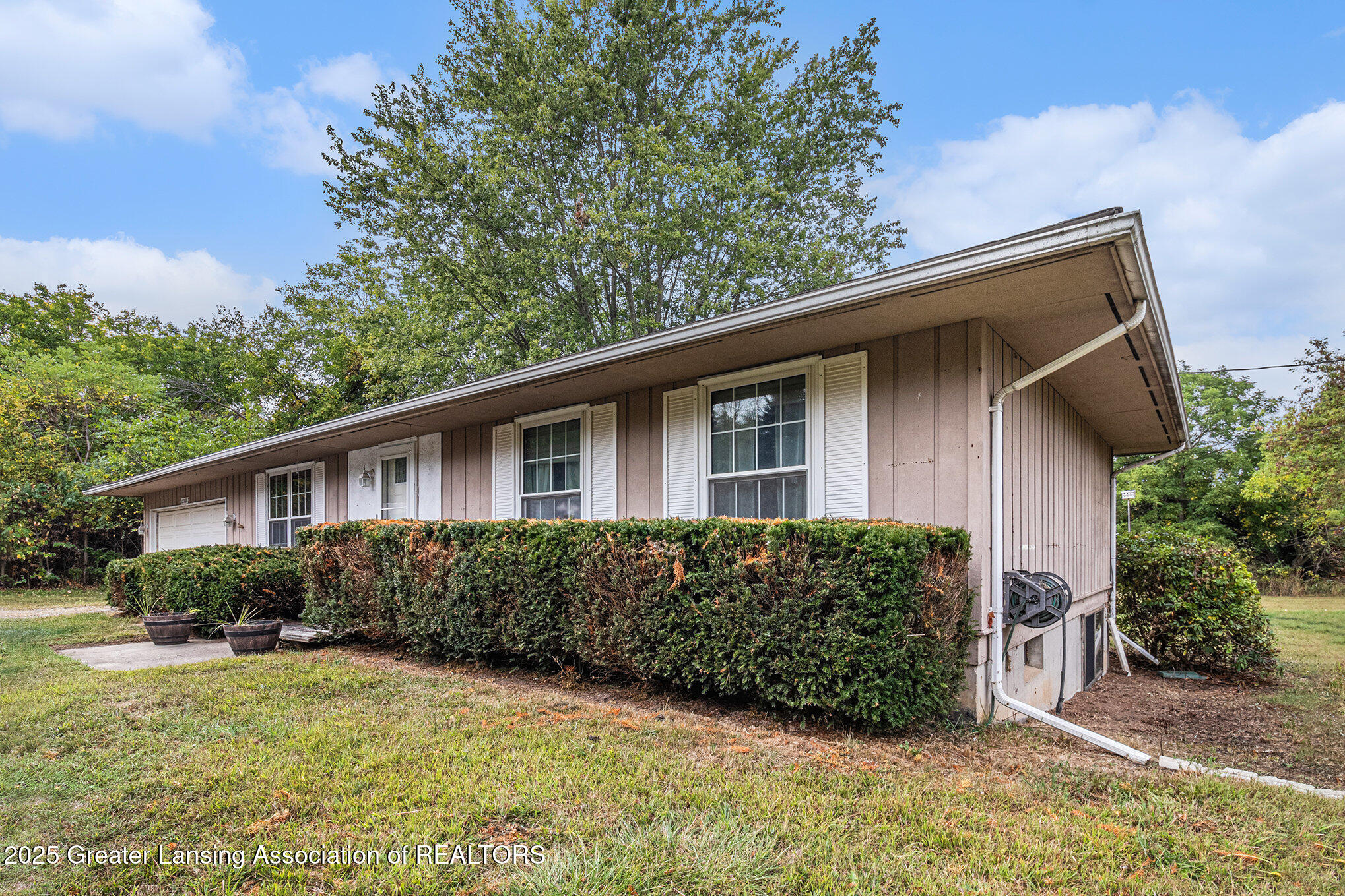 13360 North Territorial Road Gregory, MI 48137 - Photo 1 of 16 img_7891_27241a