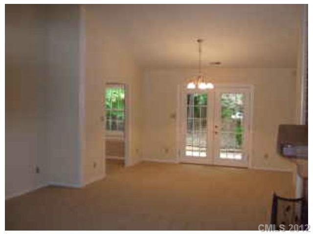 745 Trail Ridge Road Matthews, NC 28105 - Photo 3 of 10