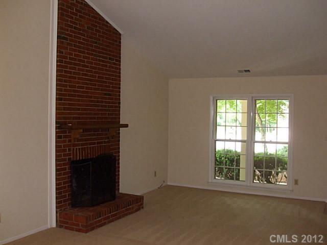 745 Trail Ridge Road Matthews, NC 28105 - Photo 4 of 10