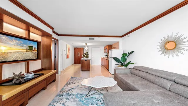 $6,000 | North Beach, Miami Beach, FL 33141