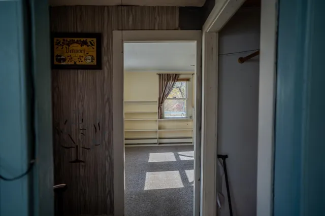 $139,000 | 1536 Memorial Drive, St. Johnsbury, VT 05819