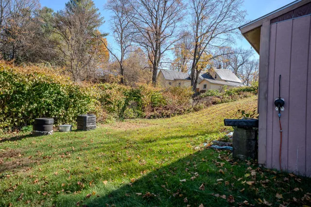 $139,000 | 1536 Memorial Drive, St. Johnsbury, VT 05819