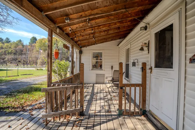 $139,000 | 1536 Memorial Drive, St. Johnsbury, VT 05819