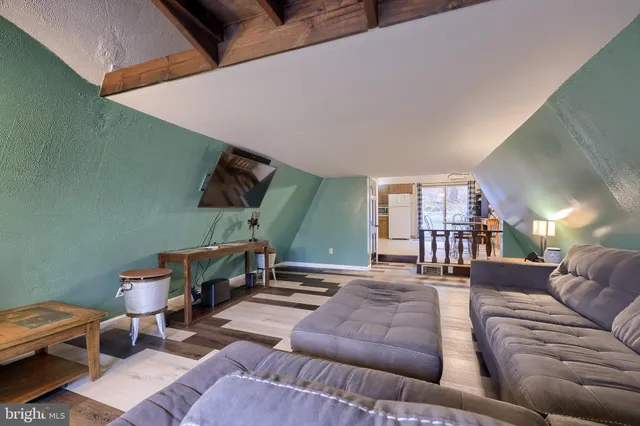 $299,900 | 460 Greenville Road, Denver, PA 17517