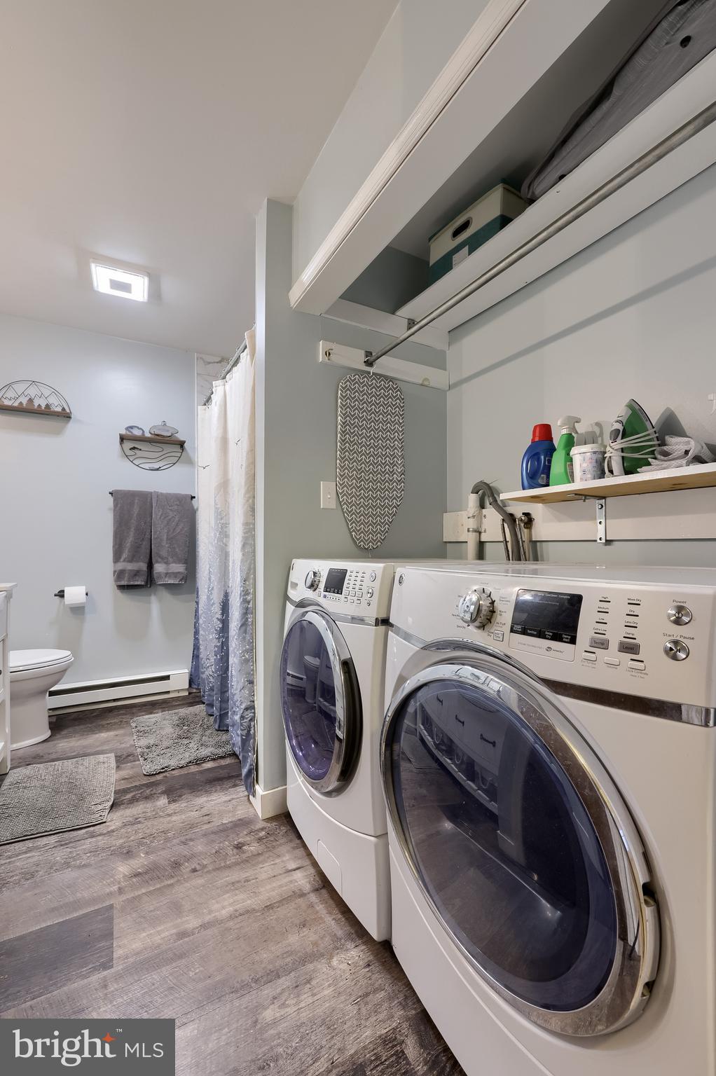 460 Greenville Road Denver, PA 17517 - Photo 16 of 50 a utility room with sink dryer and washer