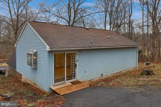 $299,900 | 460 Greenville Road, Denver, PA 17517