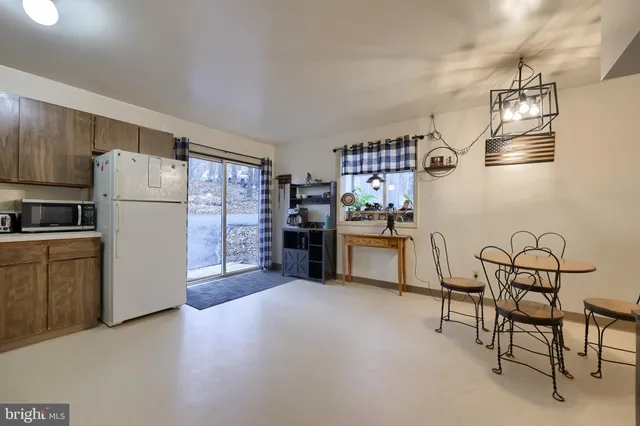 $299,900 | 460 Greenville Road, Denver, PA 17517