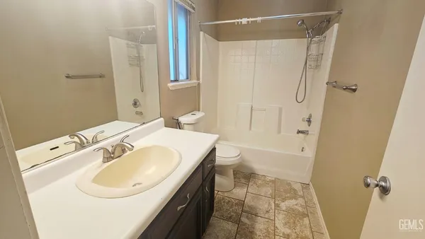 $365,000 | Undisclosed Address, Delano, CA 93215