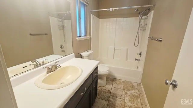 $380,000 | Undisclosed Address, Delano, CA 93215