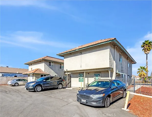 a car parked in front of a house