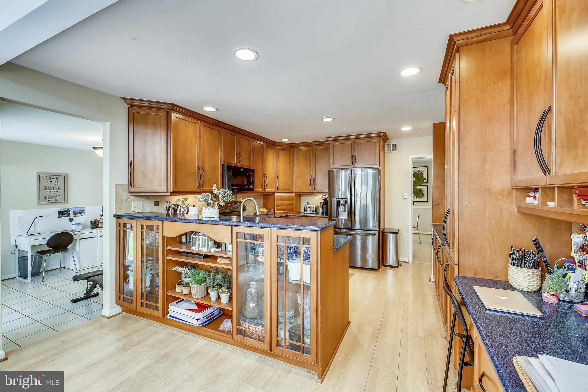 8 Pebble Ridge Court Potomac, MD 20854 - Photo 14 of 61