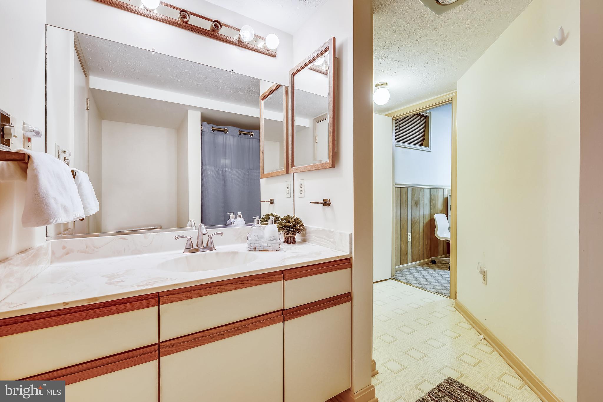 8 Pebble Ridge Court Potomac, MD 20854 - Photo 41 of 61