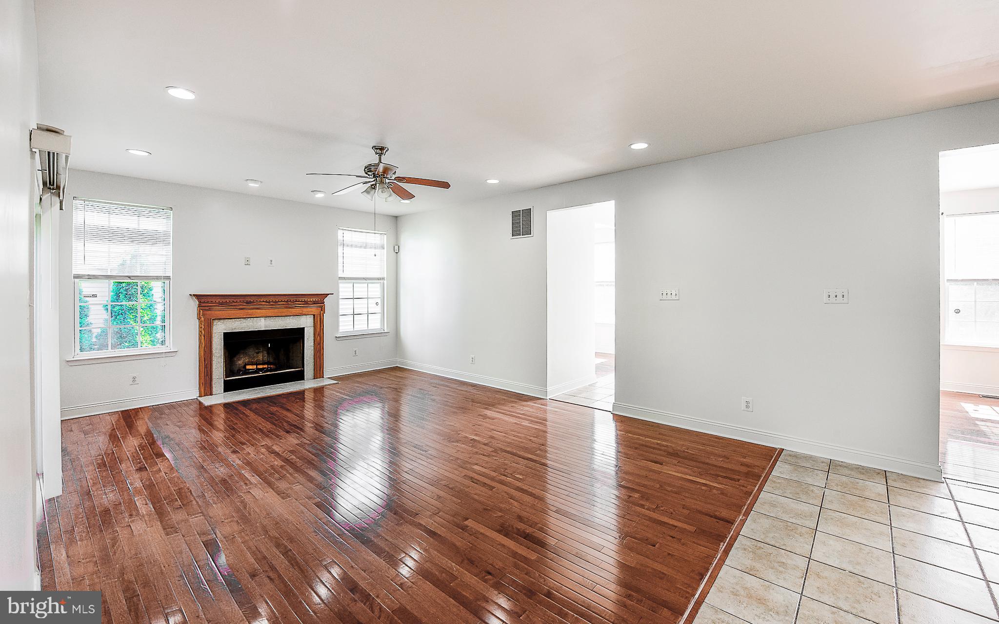 6 Palmer Court Glassboro, NJ 08028 - Photo 11 of 44 Family room with ceiling fan