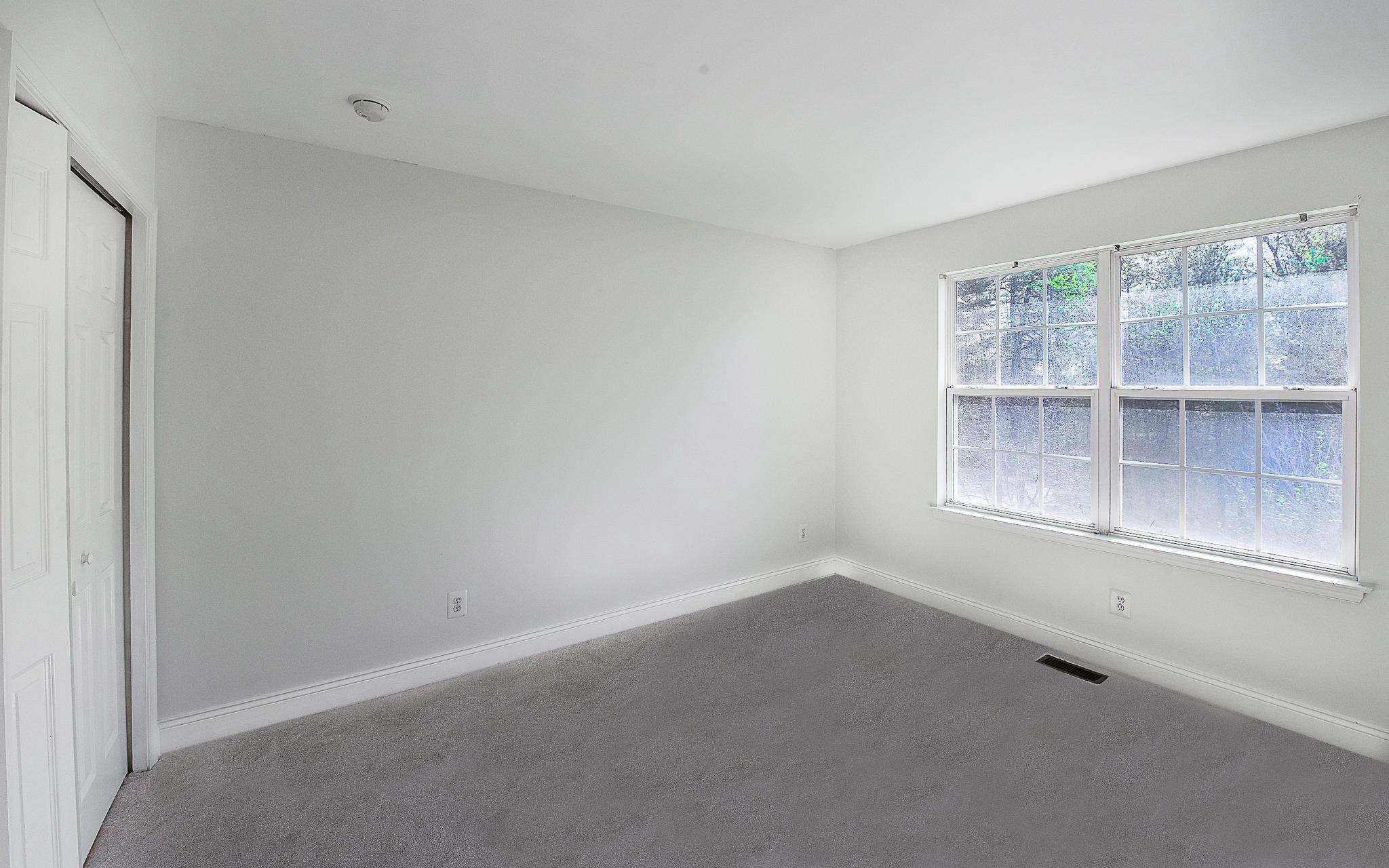6 Palmer Court Glassboro, NJ 08028 - Photo 31 of 44 Third bedroom with new carpet