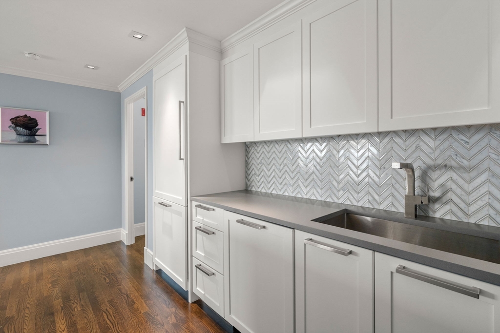 85 East India Row, Unit 26AB Boston, MA 02110 - Photo 9 of 34