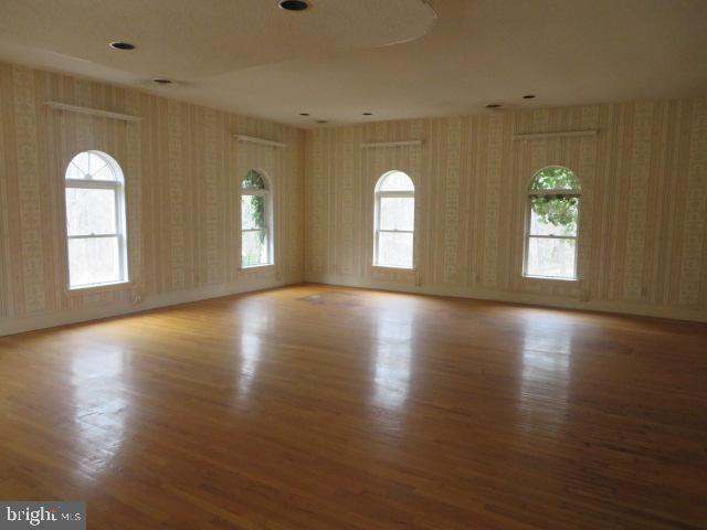 29 Beverly Hills Road Warminster, PA 18974 - Photo 14 of 26