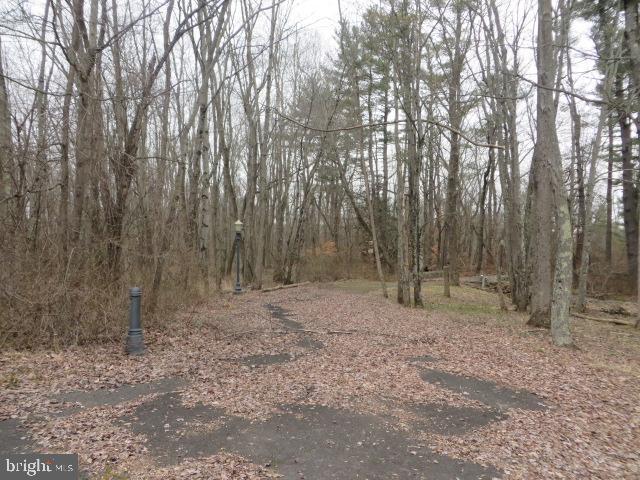 29 Beverly Hills Road Warminster, PA 18974 - Photo 2 of 26