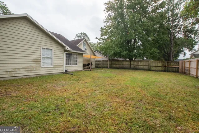 a view of outdoor space and garden