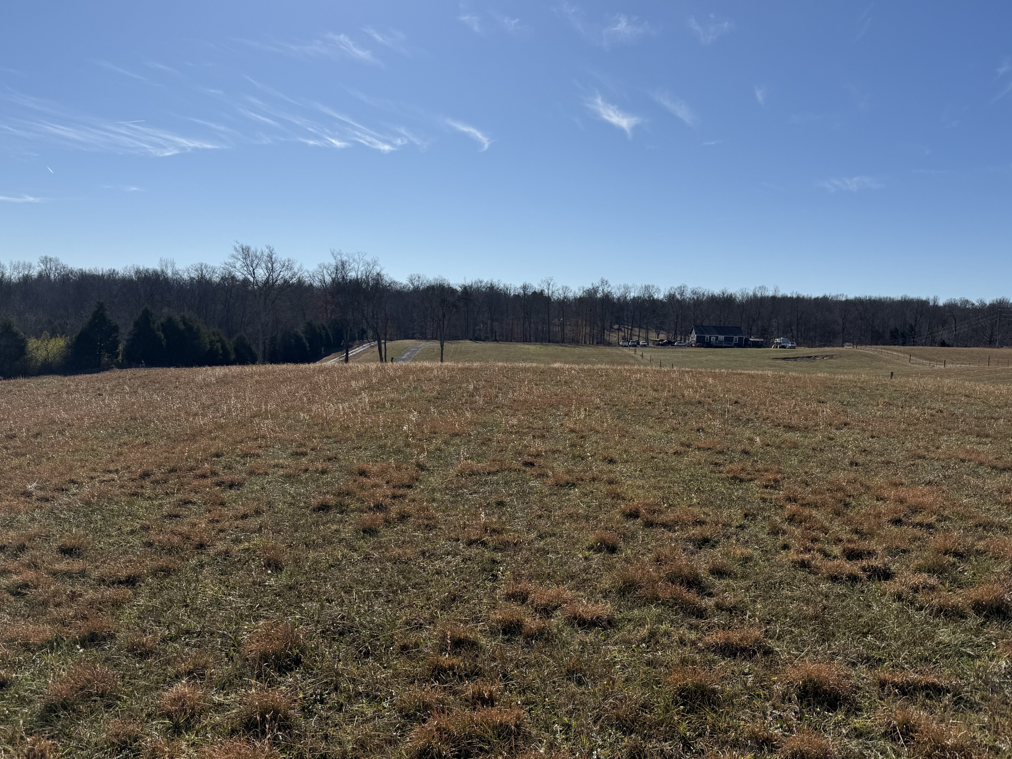374 Buck Graves Road Westmoreland, TN 37186 - Photo 8 of 10 a view of lake view and mountain view