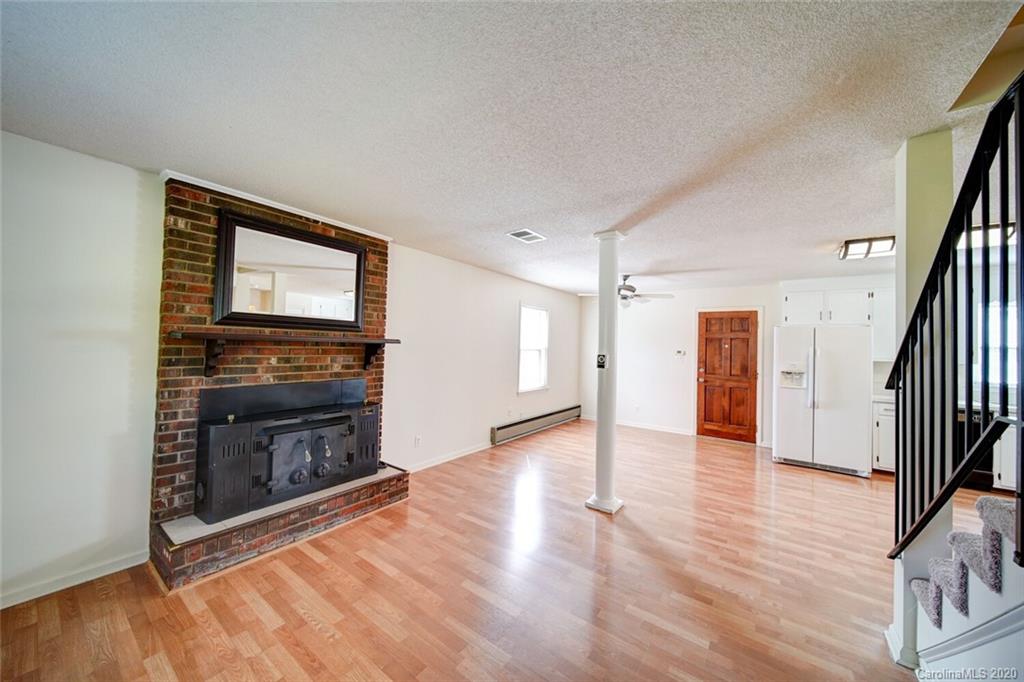 3310 Kelly Road Charlotte, NC 28216 - Photo 22 of 36 Gallery Image 22