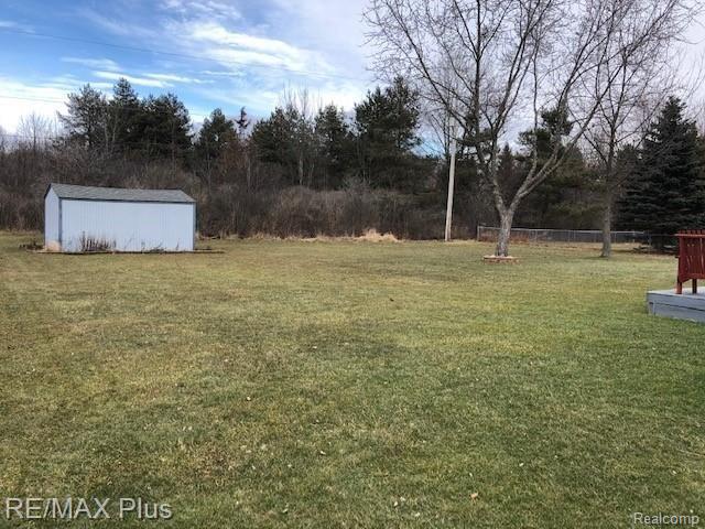 7142 Calkins Road Flint, MI 48532 - Photo 21 of 22 7142 Calkins - 18.jpg