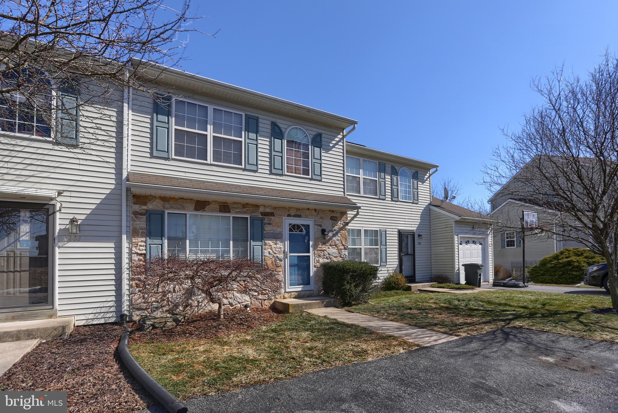 201 Riders Way Lebanon, PA 17042 - Photo 2 of 27 Additional View of House