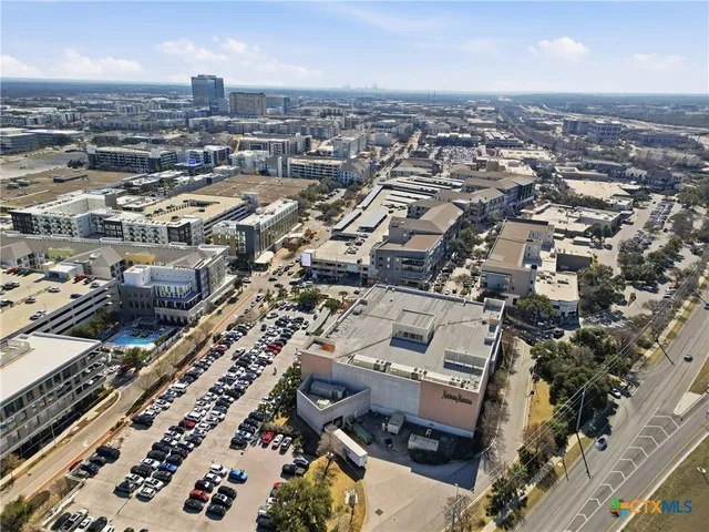 $214,500 | 11901 Swearingen Drive, Unit 125, Austin, TX 78758