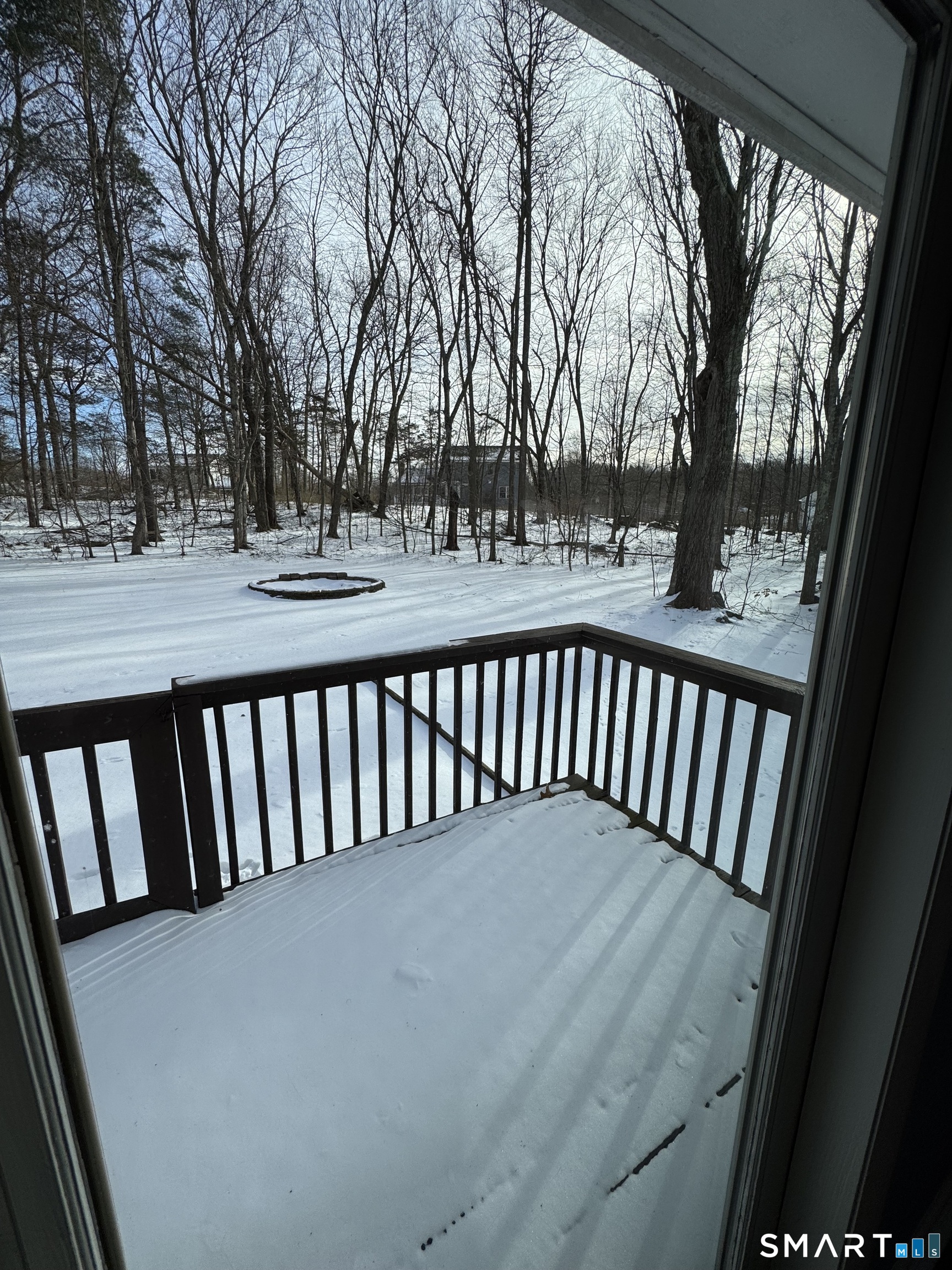 24 Webb Circle Monroe, CT 06468 - Photo 3 of 37