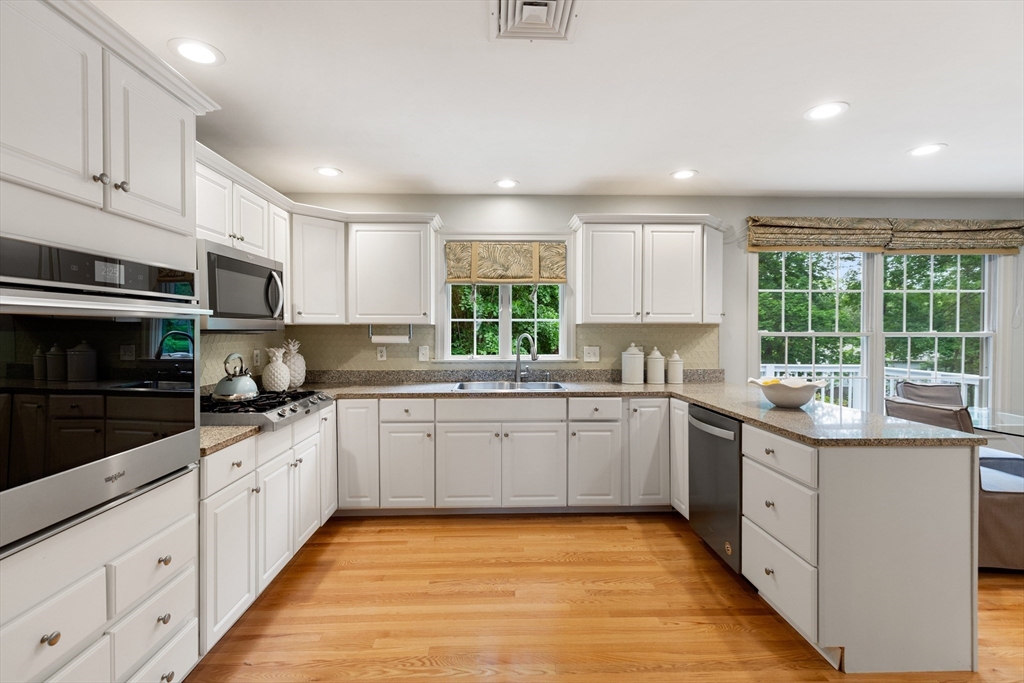 99 Blake Road Lexington, MA 02420 - Photo 5 of 25