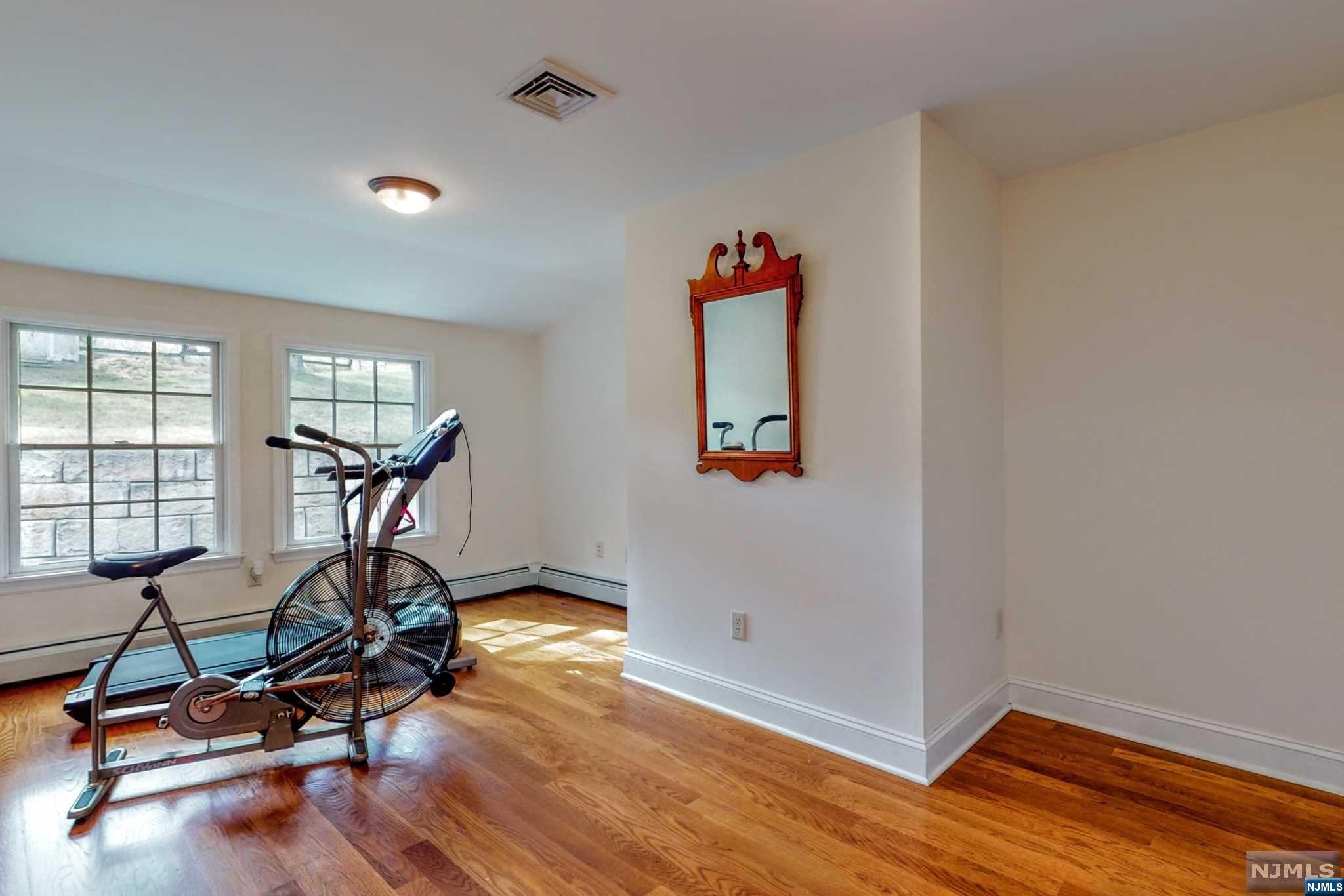 11 Charlottesburg Road Boonton, NJ 07005 - Photo 38 of 50