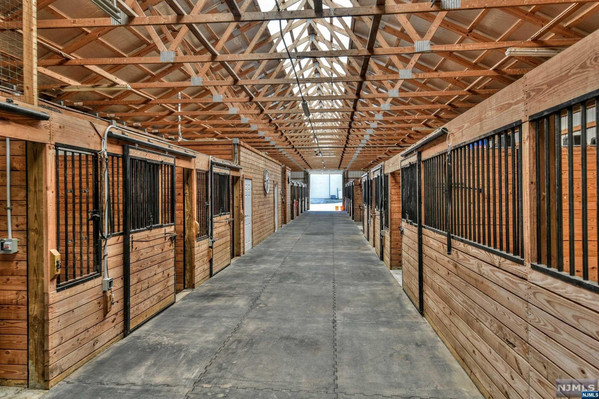 11 Charlottesburg Road Boonton, NJ 07005 - Photo 45 of 50