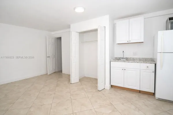 $1,350 | 35 Virginia Road, Unit 1, West Park, FL 33023