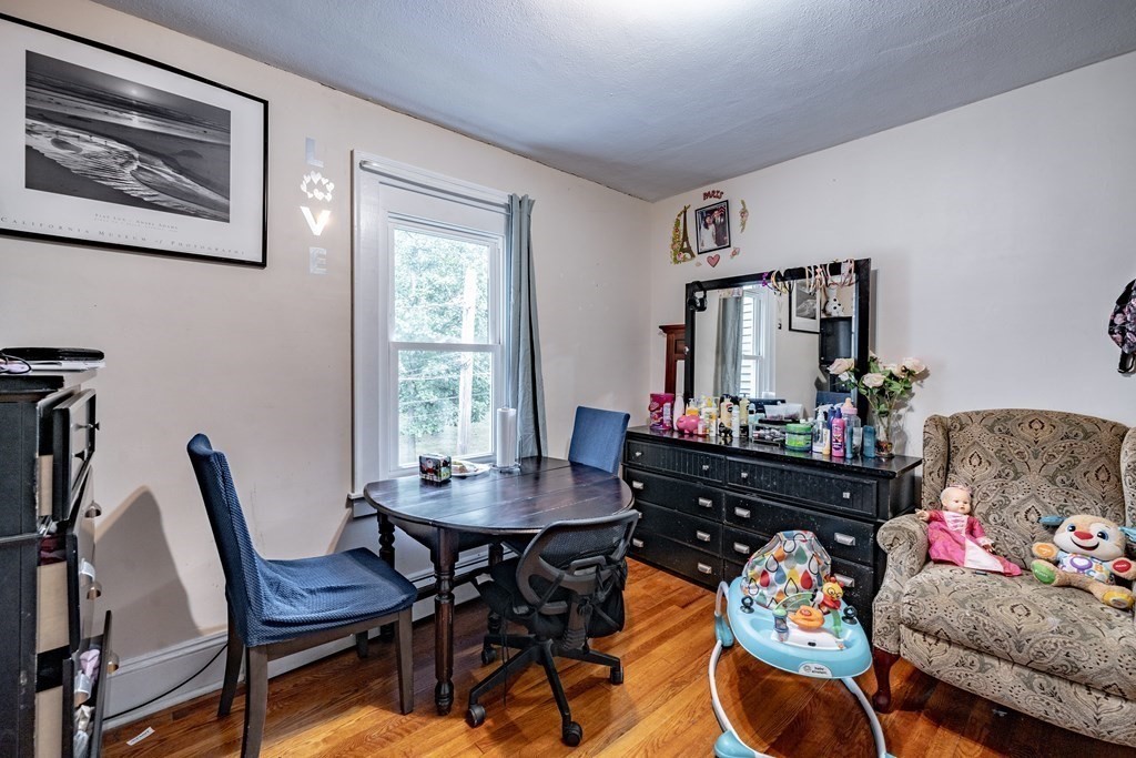 32 Shamrock Street Springfield, MA 01108 - Photo 33 of 38