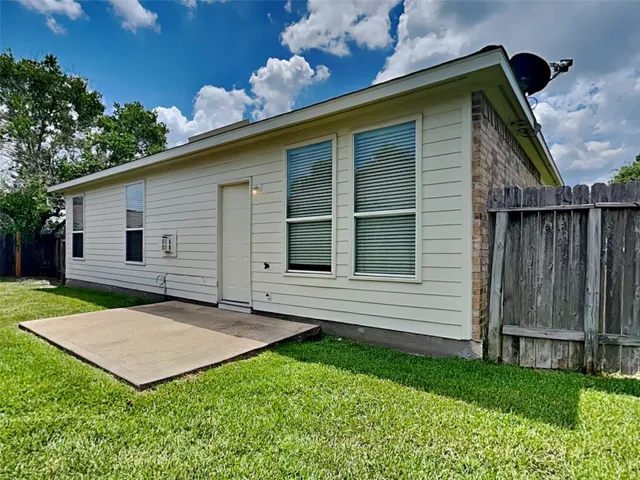 $1,880 | 19314 Yaupon Creek Drive, Cypress, TX 77433